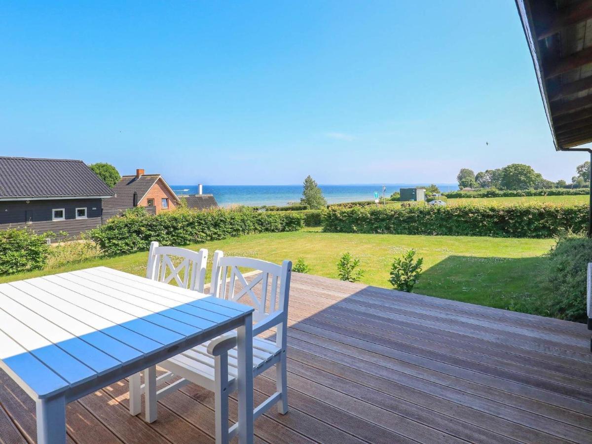 6 Person Holiday Home In Hesselager 외부 사진