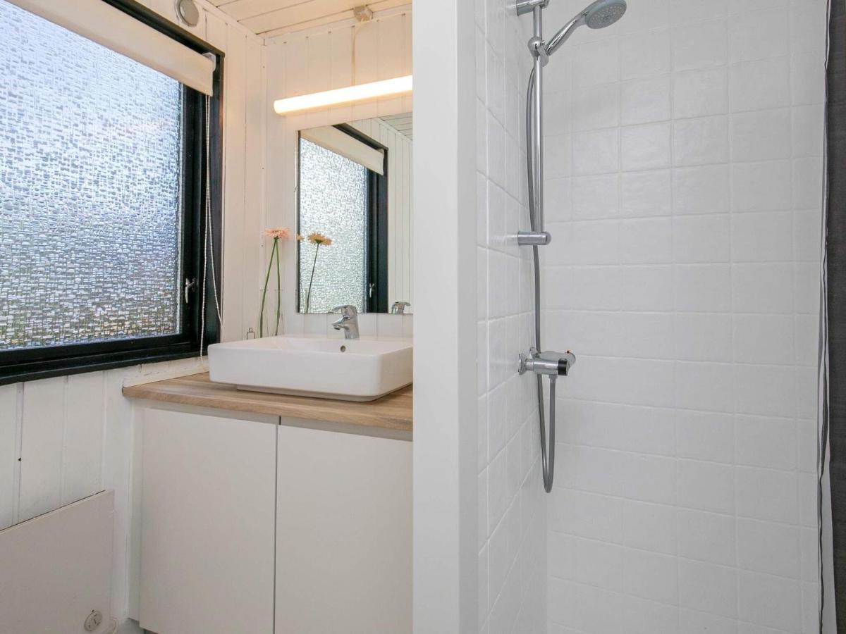 6 Person Holiday Home In Hesselager 외부 사진