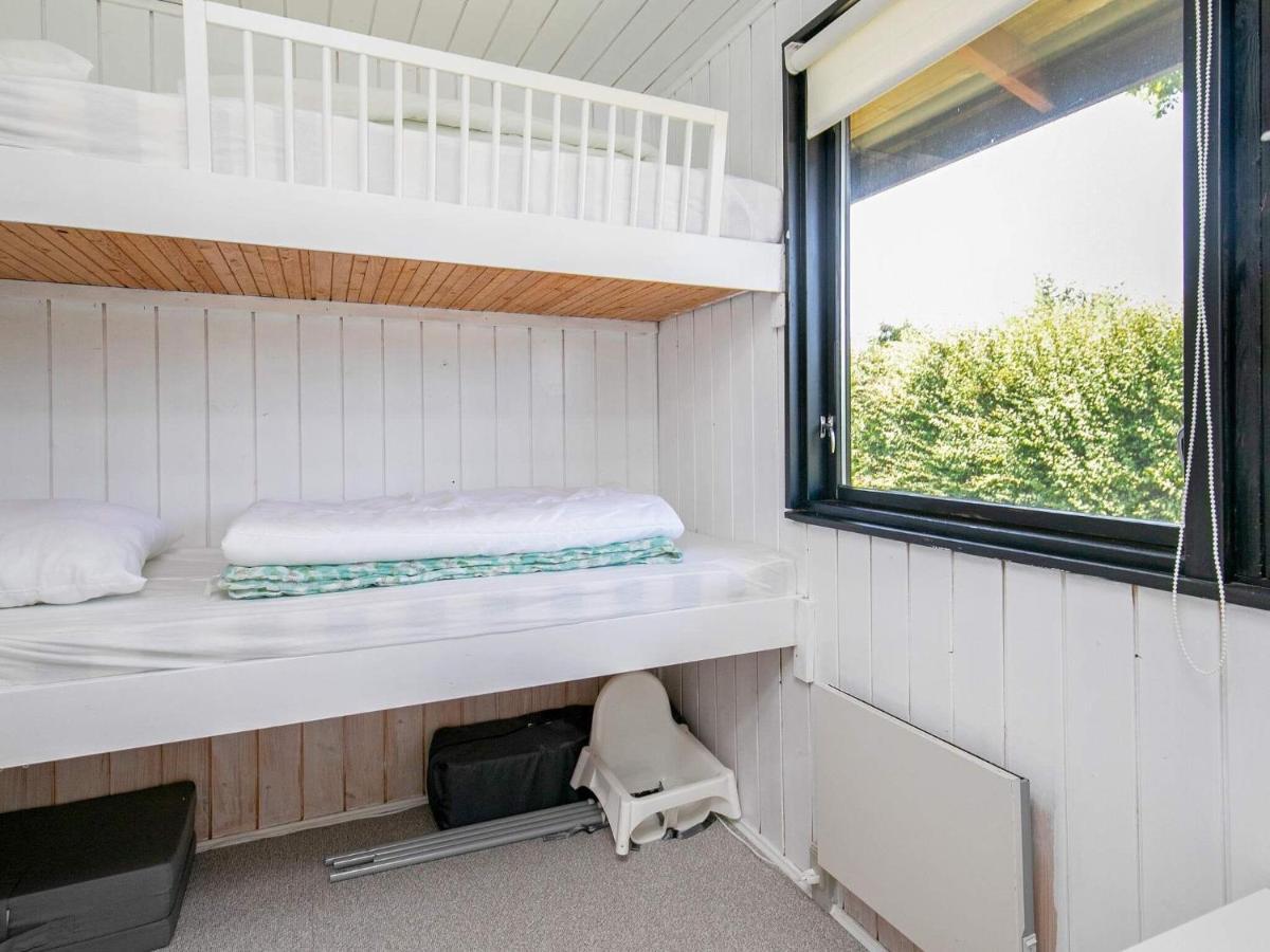 6 Person Holiday Home In Hesselager 외부 사진