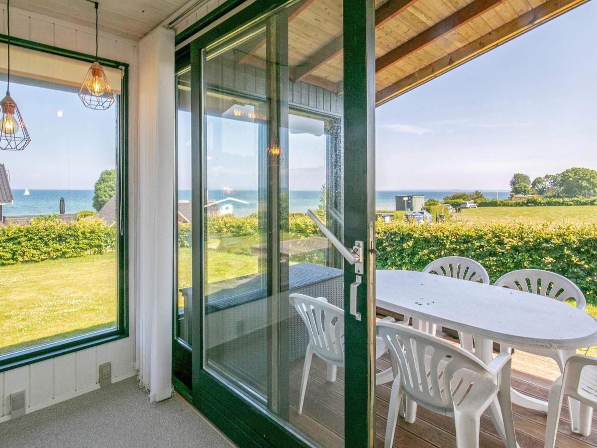 6 Person Holiday Home In Hesselager 외부 사진