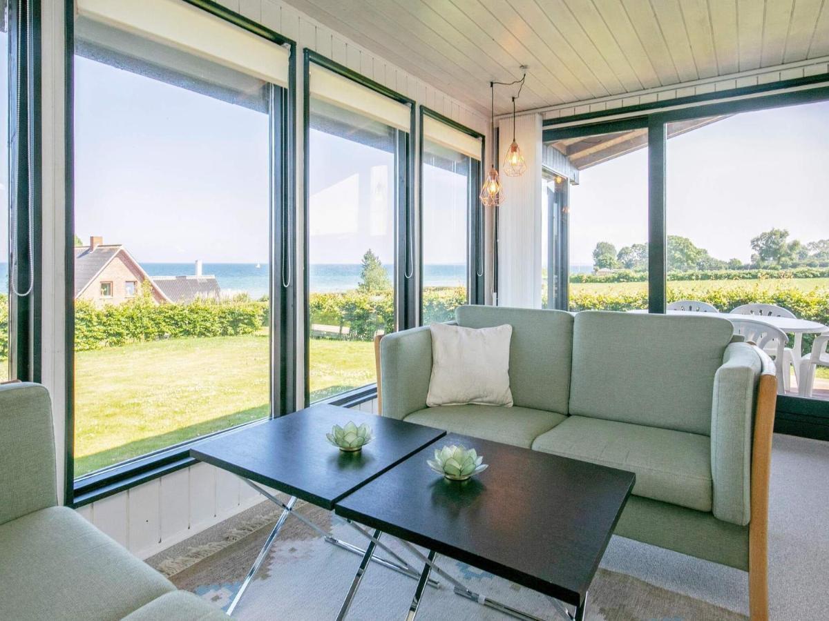 6 Person Holiday Home In Hesselager 외부 사진