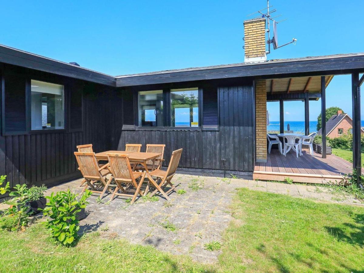 6 Person Holiday Home In Hesselager 외부 사진