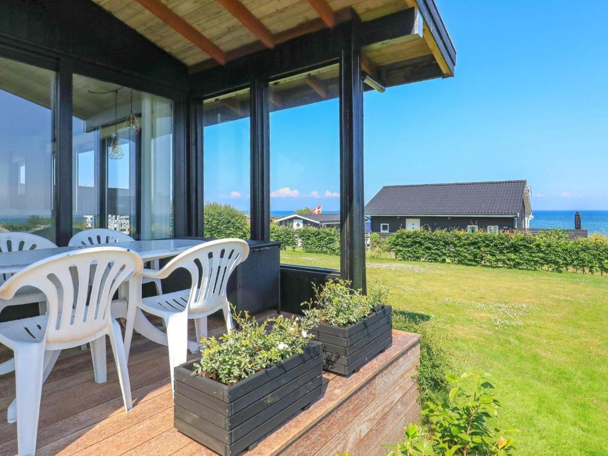 6 Person Holiday Home In Hesselager 외부 사진